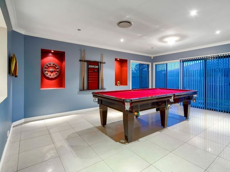 32 Savalas st, Mcdowall QLD 4053