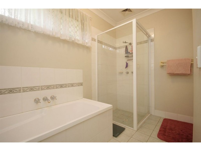 14/9 Lavender Pl, Fitzgibbon QLD 4018