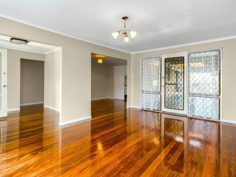 572 Hamilton Road, Chermside West QLD 4032
