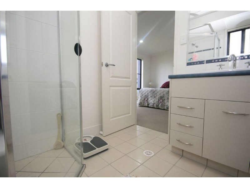 5 Wirragrove Cct, Kallangur QLD 4503