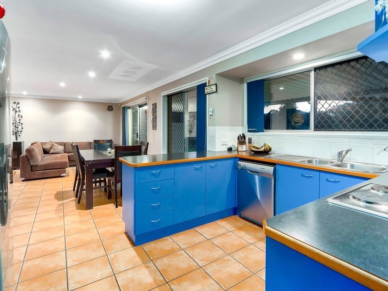 4 Anna Louise Terrace, Windaroo QLD 4207