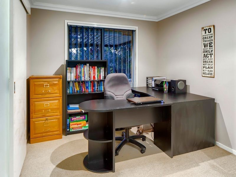 4 Anna Louise Terrace, Windaroo QLD 4207