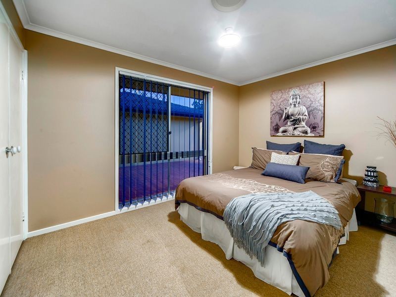 4 Anna Louise Terrace, Windaroo QLD 4207