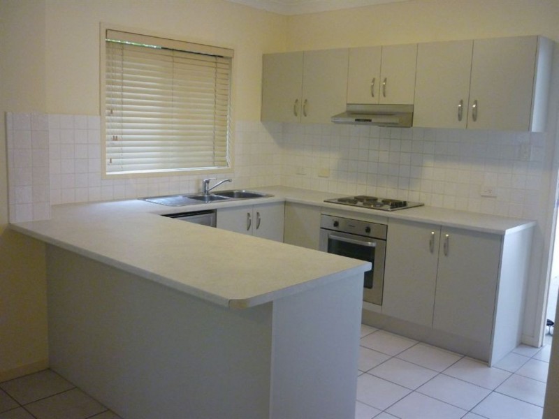 4/50 Halcomb St, Zillmere QLD 4034