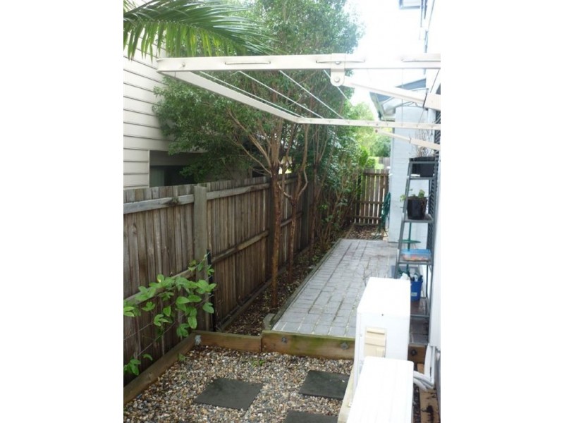 4/50 Halcomb St, Zillmere QLD 4034