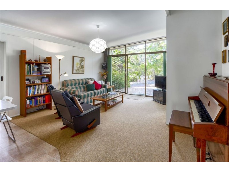 32 Tasman Street, Stafford Heights QLD 4053