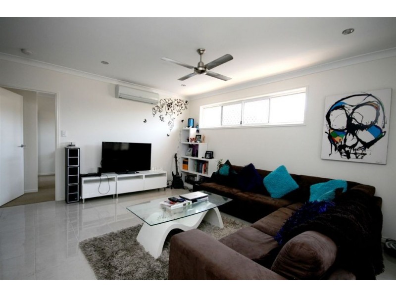 52 Hinchinbrook Avenue, Fitzgibbon QLD 4018