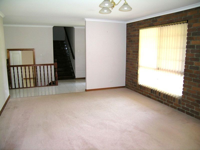 50 Saturn Crescent, Bridgeman Downs QLD 4035