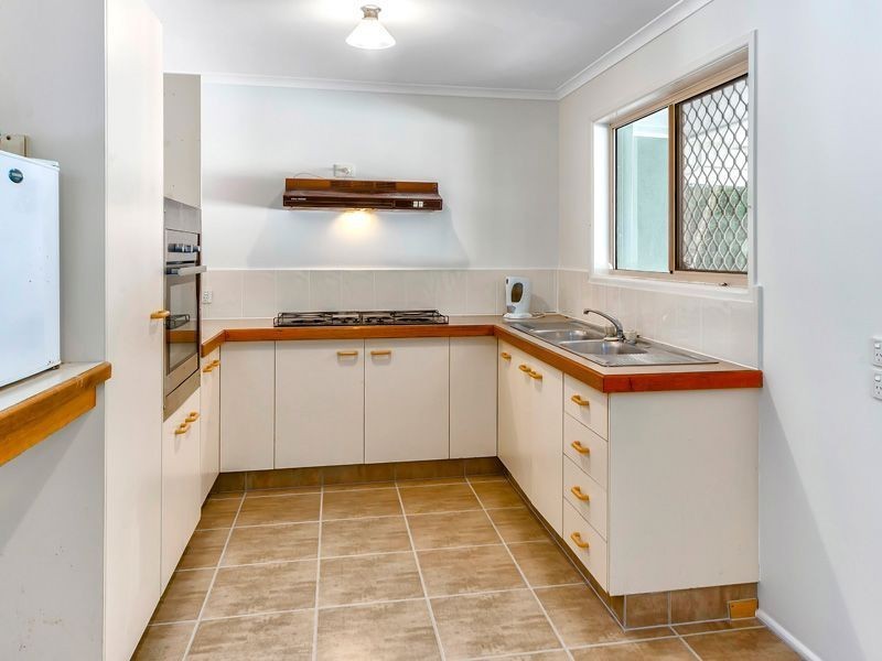 2 Maria Court, Morayfield QLD 4506