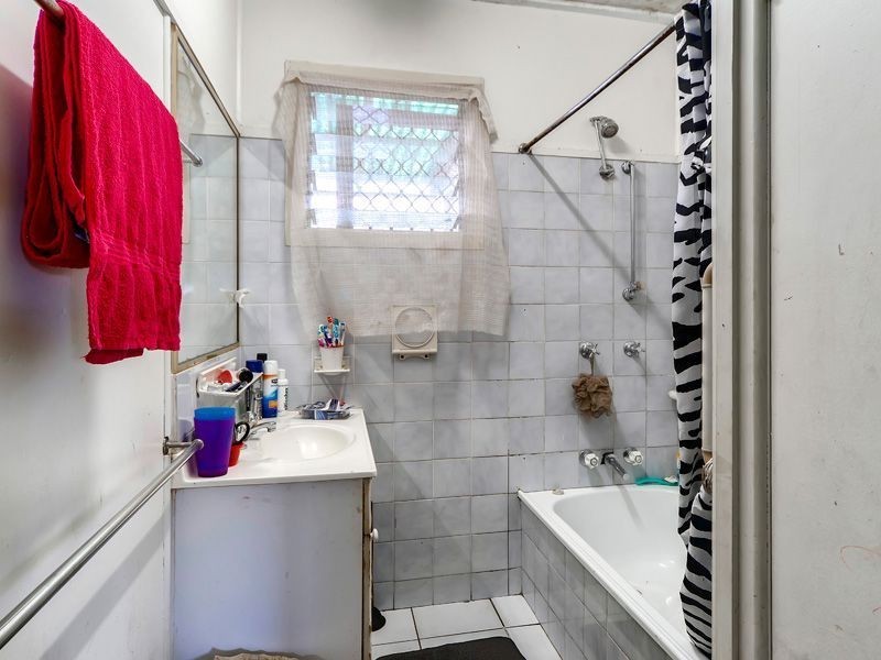 70 Gillies Street, Zillmere QLD 4034