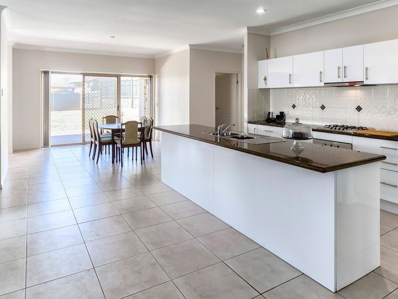 40 Rebecca Cr, Joyner QLD 4500