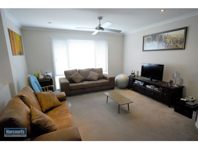 6 Fenton Cl, Warner QLD 4500