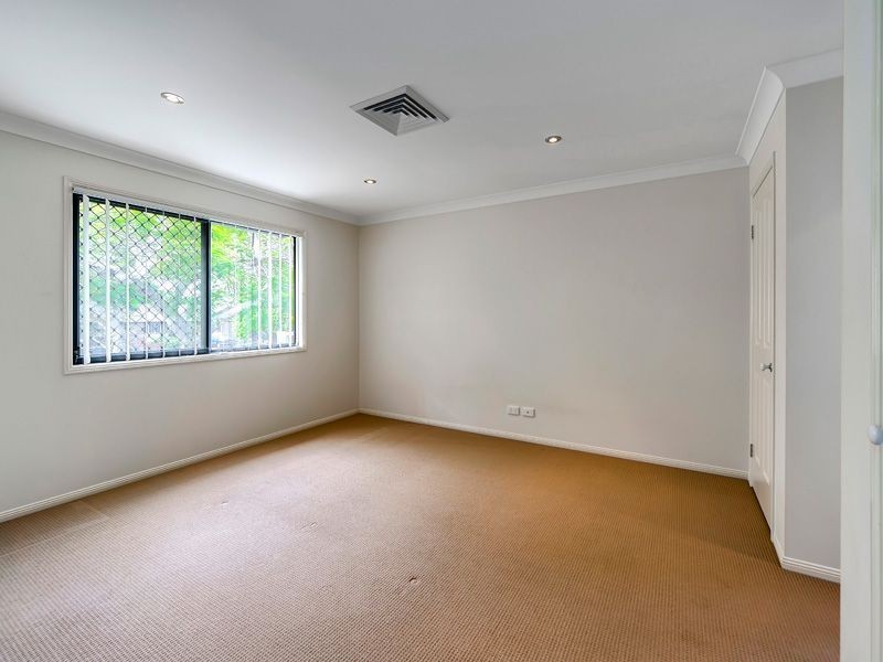 3/2 Battersby Street, Zillmere QLD 4034