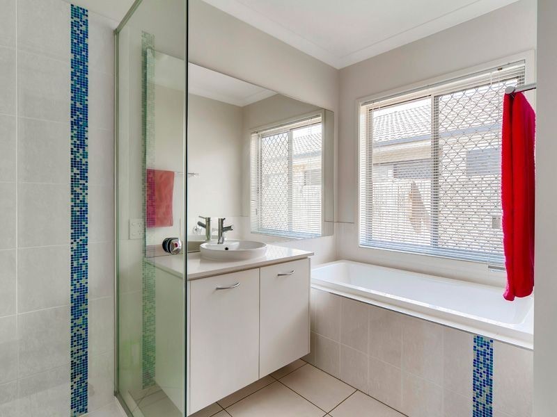 15 Pressland Street, Carseldine QLD 4034