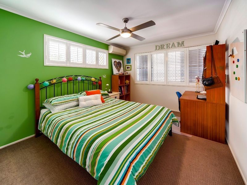 13 Gielgud Cr, Mcdowall QLD 4053