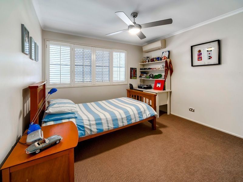 13 Gielgud Cr, Mcdowall QLD 4053