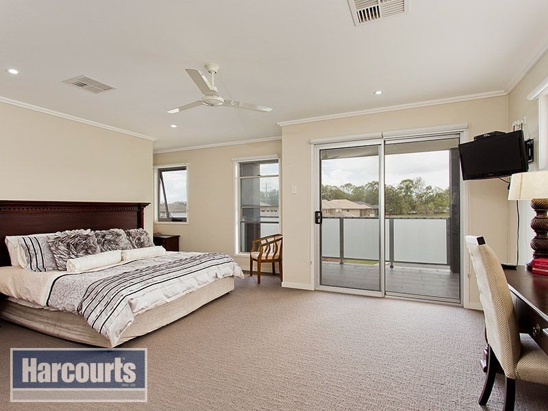 3 Belvista Place, Bridgeman Downs QLD 4035