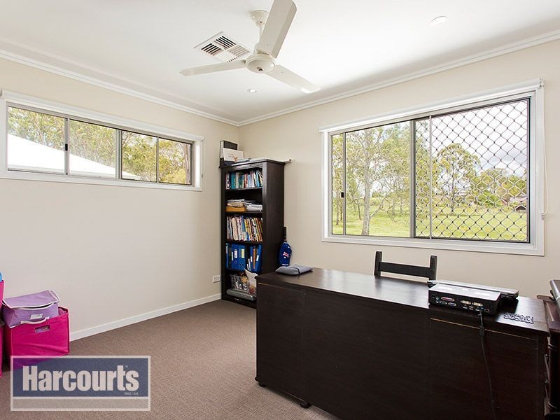 3 Belvista Place, Bridgeman Downs QLD 4035