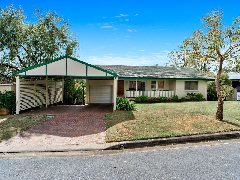 55 Rutherford St, Stafford Heights QLD 4053