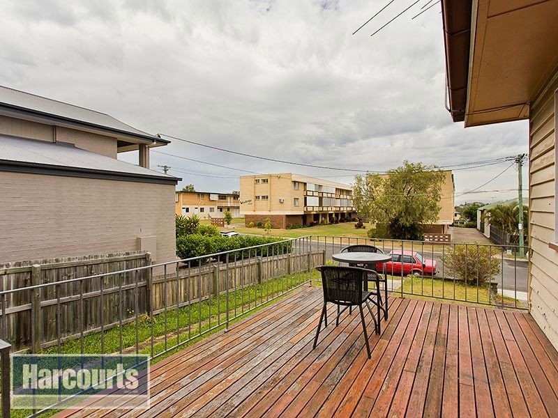 27 Leiper Street, Stafford QLD 4053