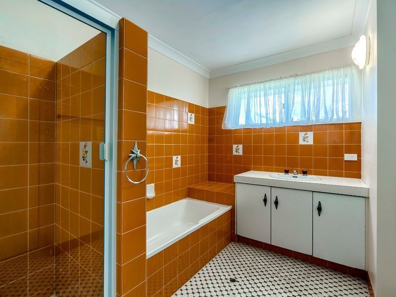 8 Aspleybank Street, Aspley QLD 4034