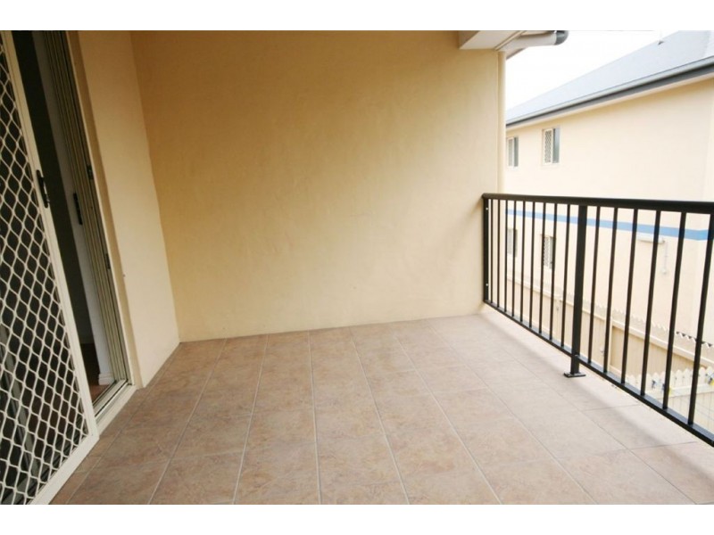 27/14 Le Geyt St, Windsor QLD 4030