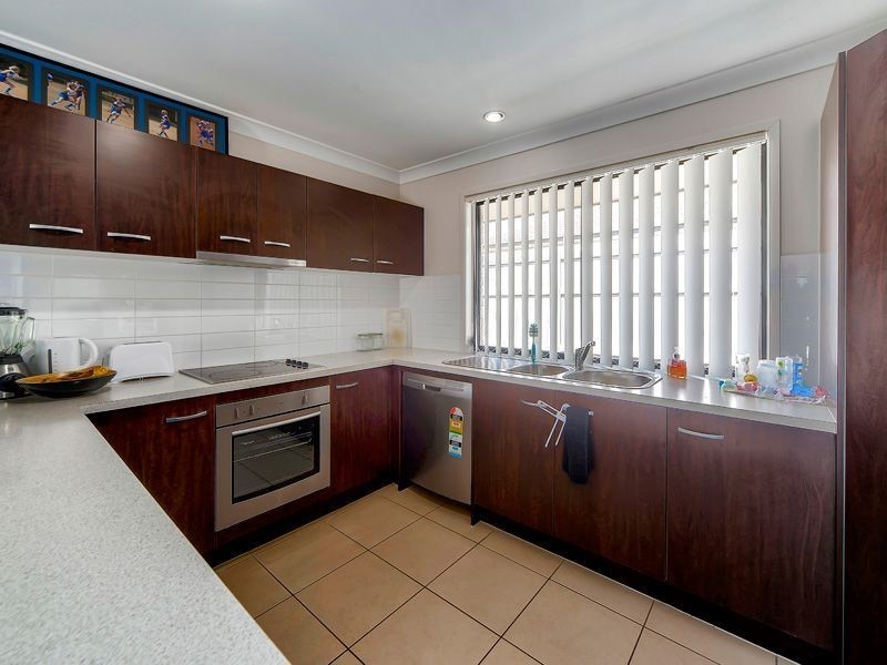 14 Eeles Drive, Morayfield QLD 4506