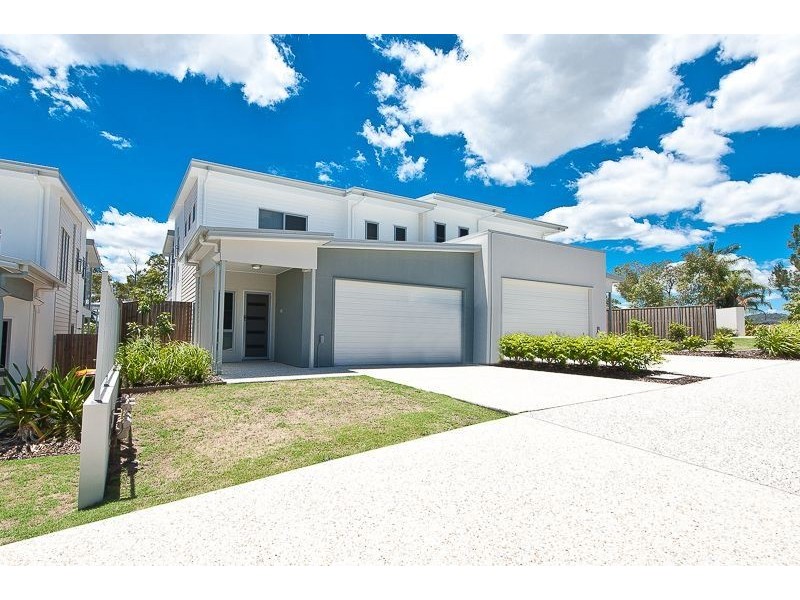 2/52 Plucks Rd, Arana Hills QLD 4054