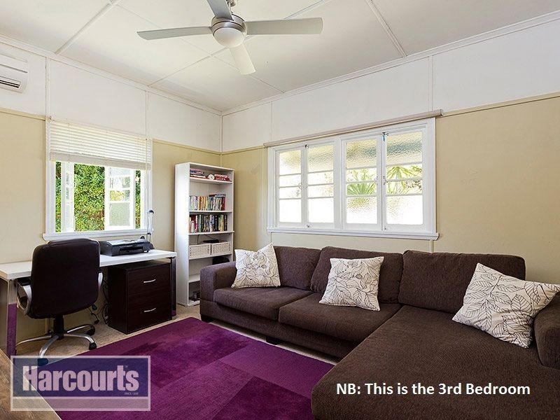 30 Greenwood Street, Brighton QLD 4017