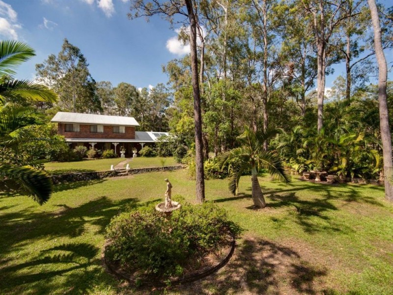 17 Sarow Drive, Warner QLD 4500