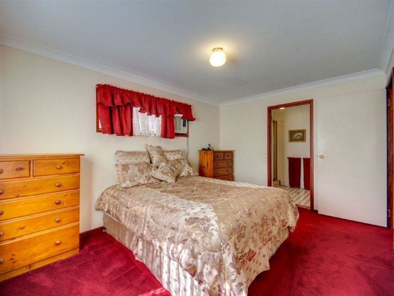 17 Sarow Drive, Warner QLD 4500