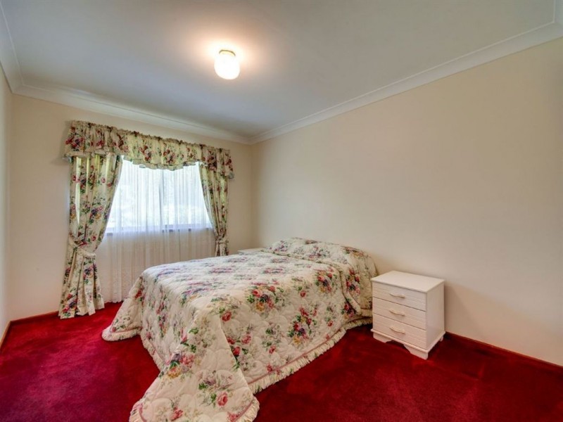 17 Sarow Drive, Warner QLD 4500