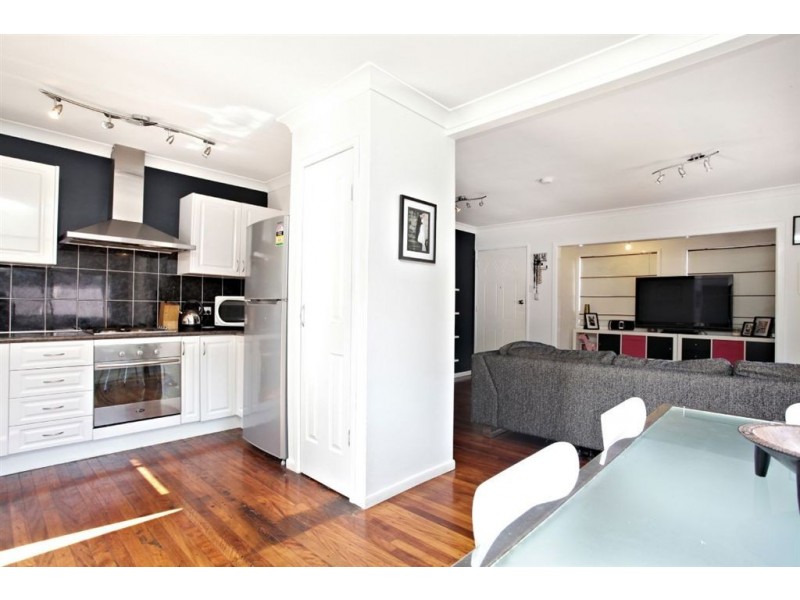 19 Valiant Crescent, Strathpine QLD 4500