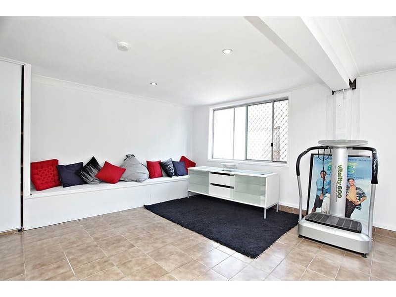 19 Valiant Crescent, Strathpine QLD 4500