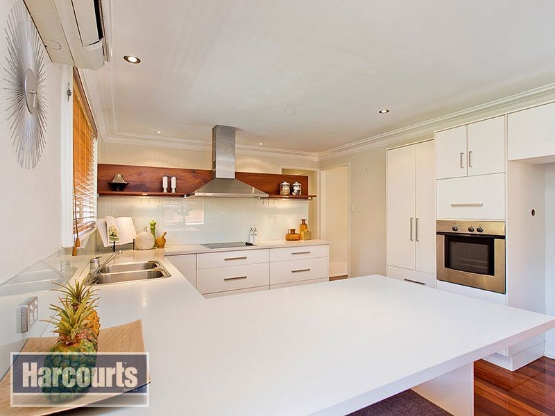 4 Gundara St, The Gap QLD 4061