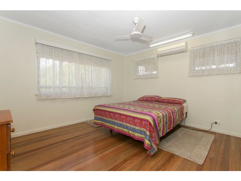 16 Lauren Street, Geebung QLD 4034