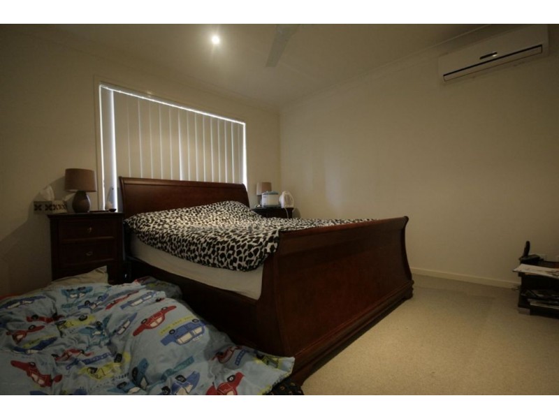 8 Odense Street, Fitzgibbon QLD 4018