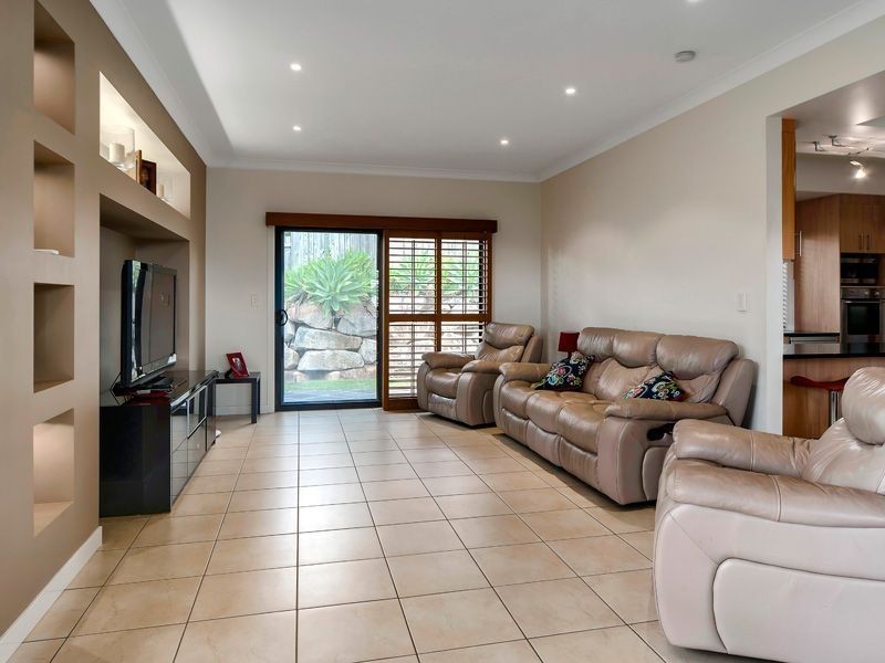 18 Polaris Pl, Bridgeman Downs QLD 4035