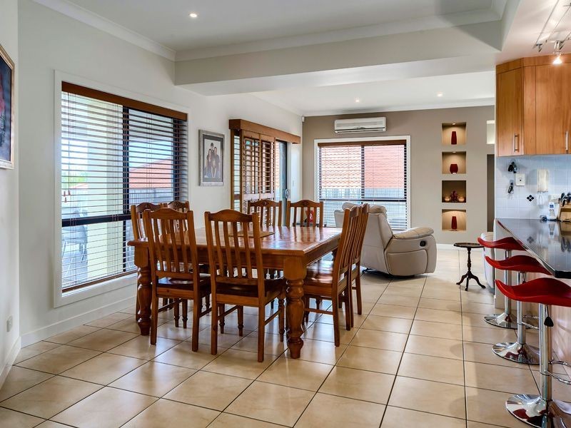 18 Polaris Pl, Bridgeman Downs QLD 4035