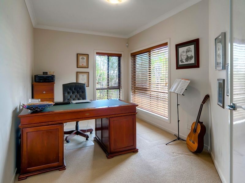 18 Polaris Pl, Bridgeman Downs QLD 4035