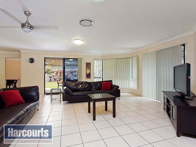 26 De Vito Pl, Mcdowall QLD 4053
