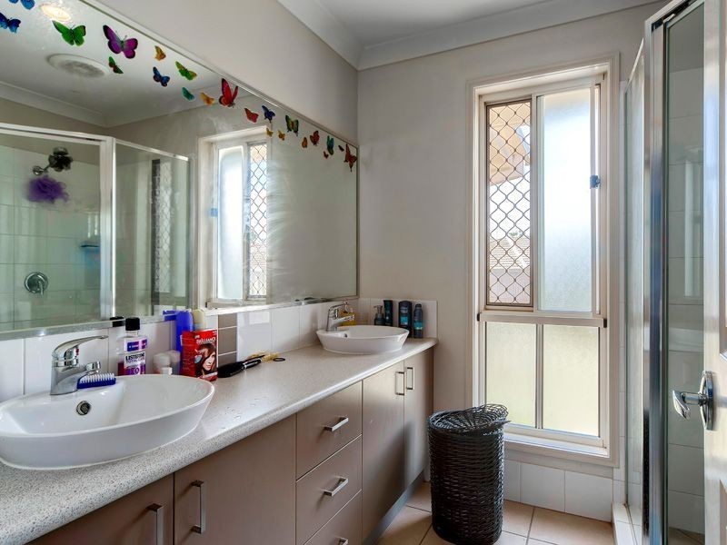 12 Bluegrass Place, Morayfield QLD 4506