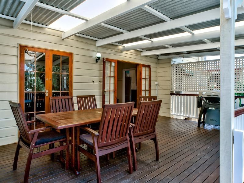 71 Grove Street, Albion QLD 4010