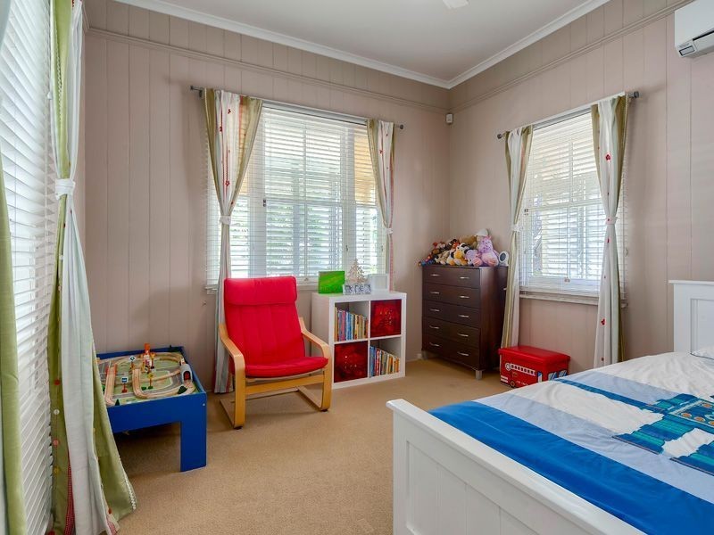 71 Grove Street, Albion QLD 4010