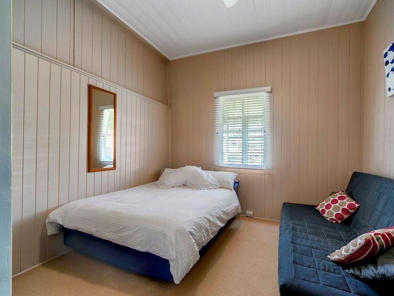 71 Grove Street, Albion QLD 4010