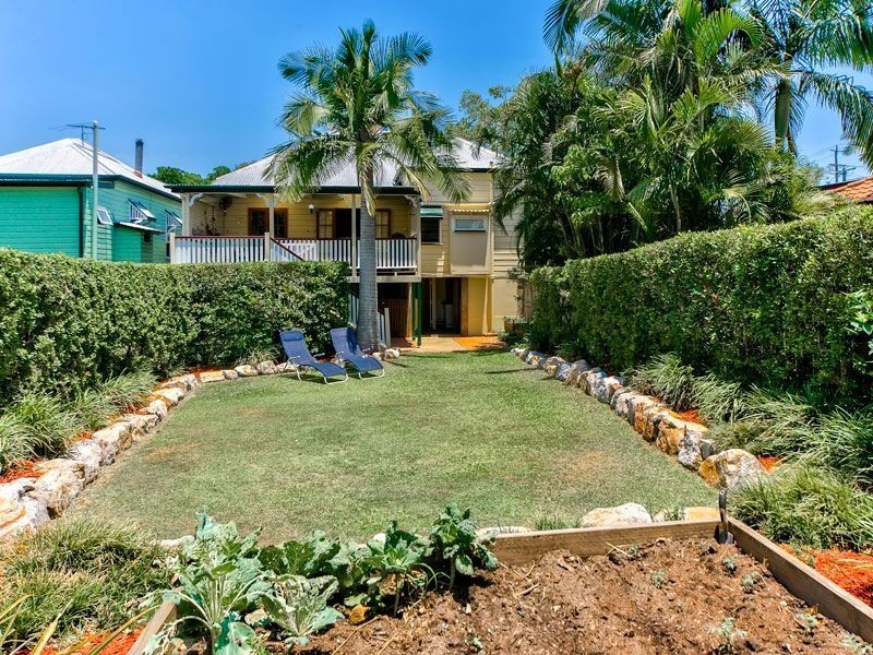 71 Grove Street, Albion QLD 4010