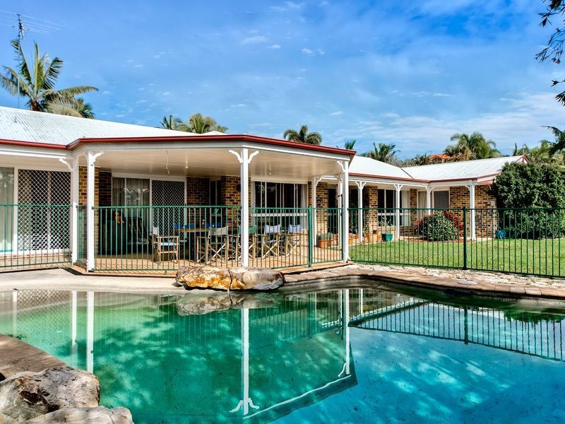 4 Cosmos Place, Bridgeman Downs QLD 4035