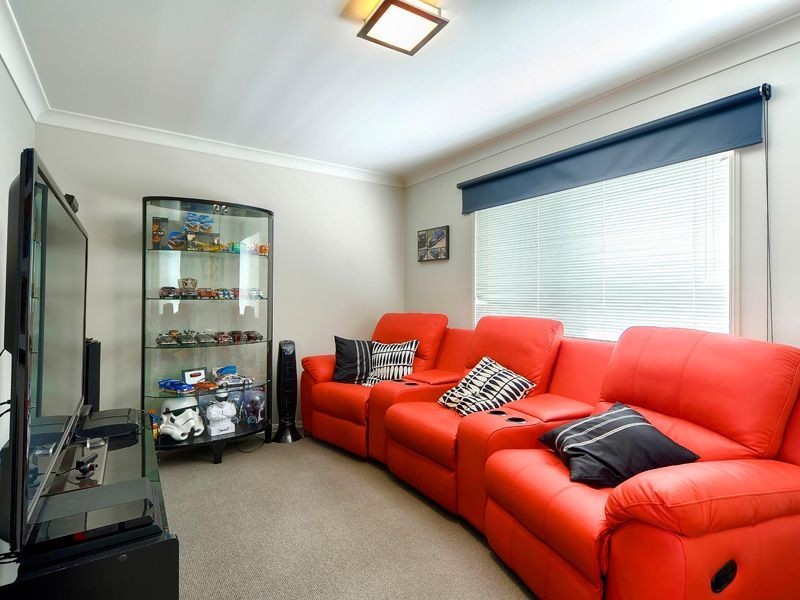 19 Caribou Crescent, Fitzgibbon QLD 4018