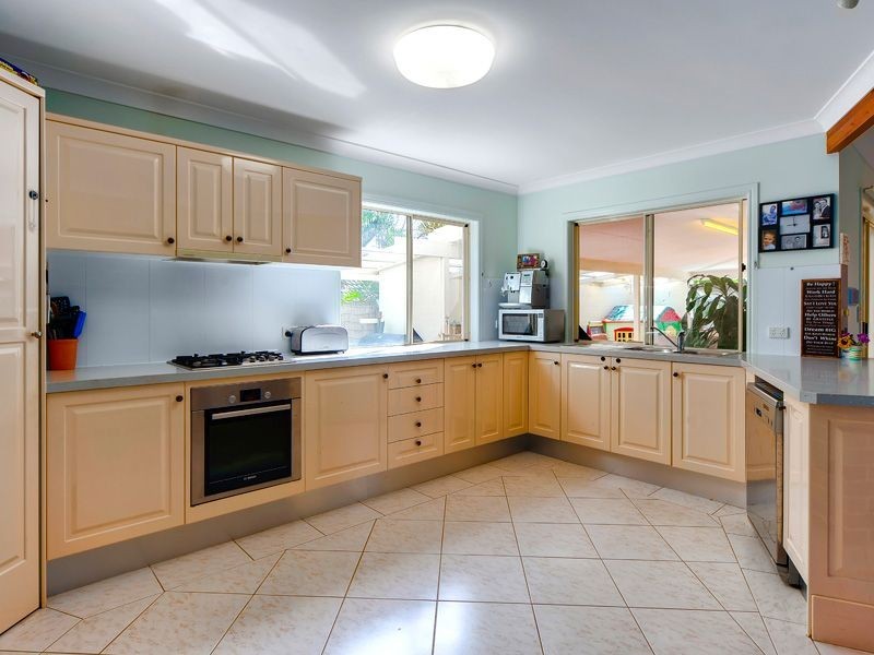 13 Egret Court, Albany Creek QLD 4035