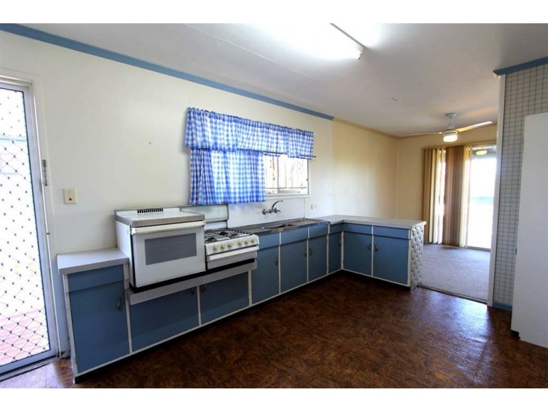 20 Maryland Street, Stafford Heights QLD 4053